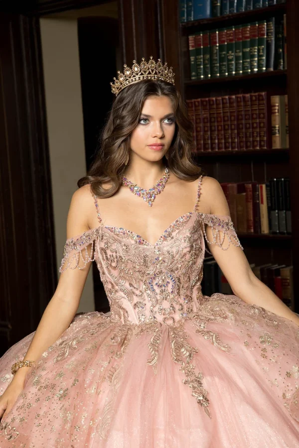 PB PQ1059 DRESS EMBROIDERED  COLD  SHOULDER BALL GOWN. - Imagen 3